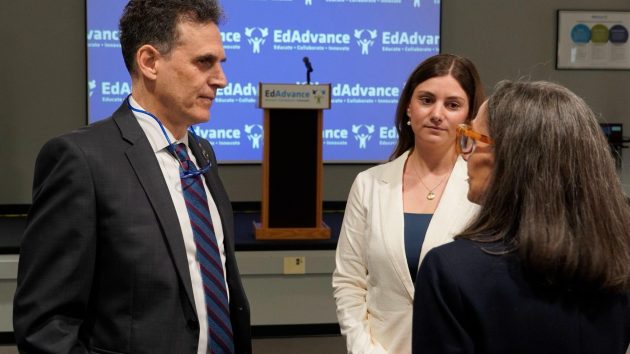 Sen. Paul Honig, D-Harwinton, and school counselor Andrea Tarsi. Credit: Joe Hamman / Senate Democrats